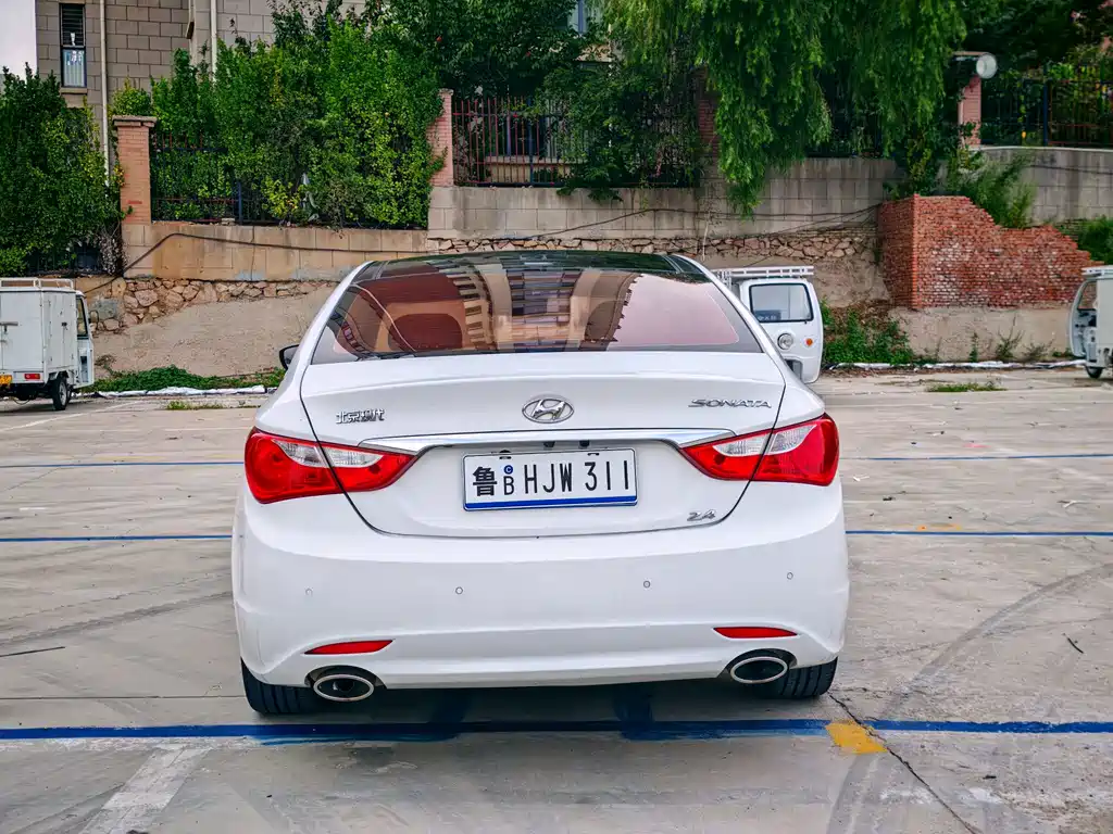 Hyundai Sonata — миниатюра 9