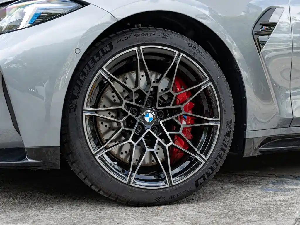 BMW M3 — миниатюра 8