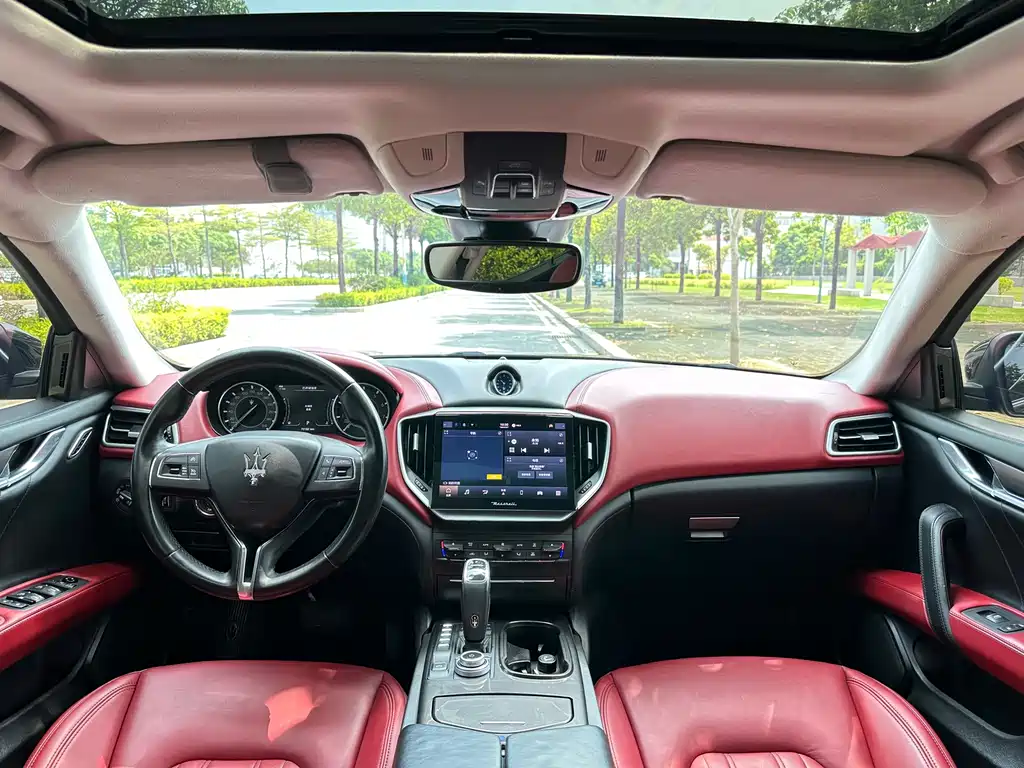Maserati Ghibli — миниатюра 3
