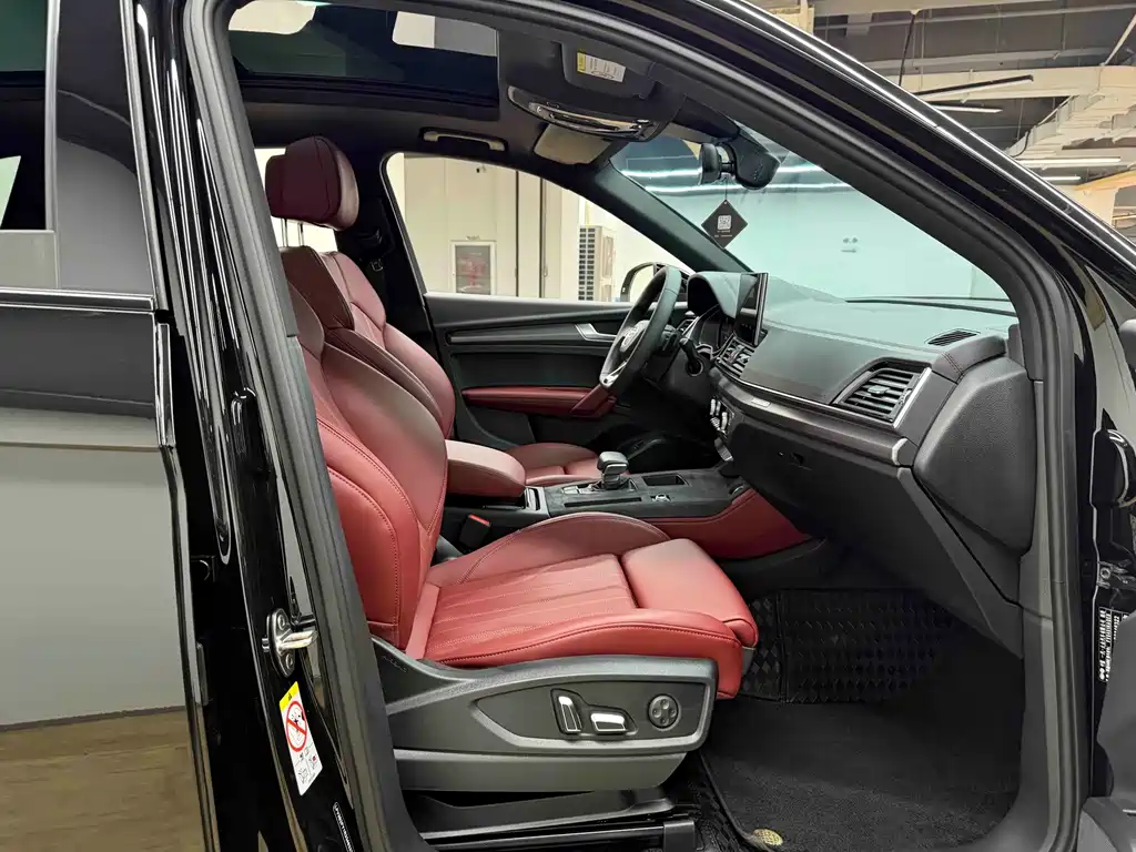Audi Q5L — миниатюра 24