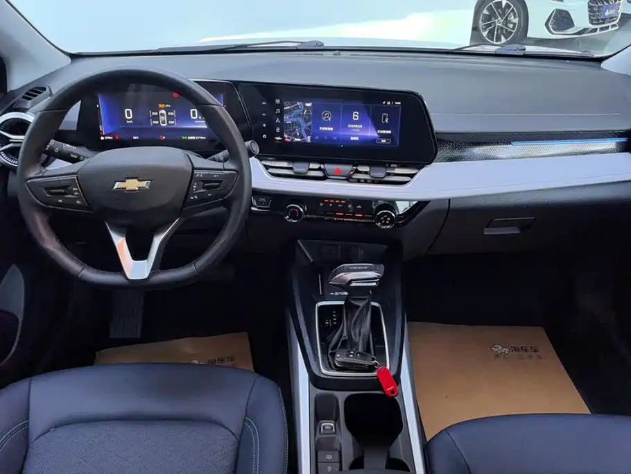 Chevrolet Monza — миниатюра 12