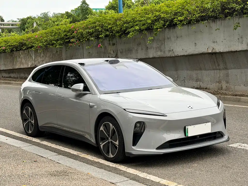 NIO ET5T — миниатюра 3