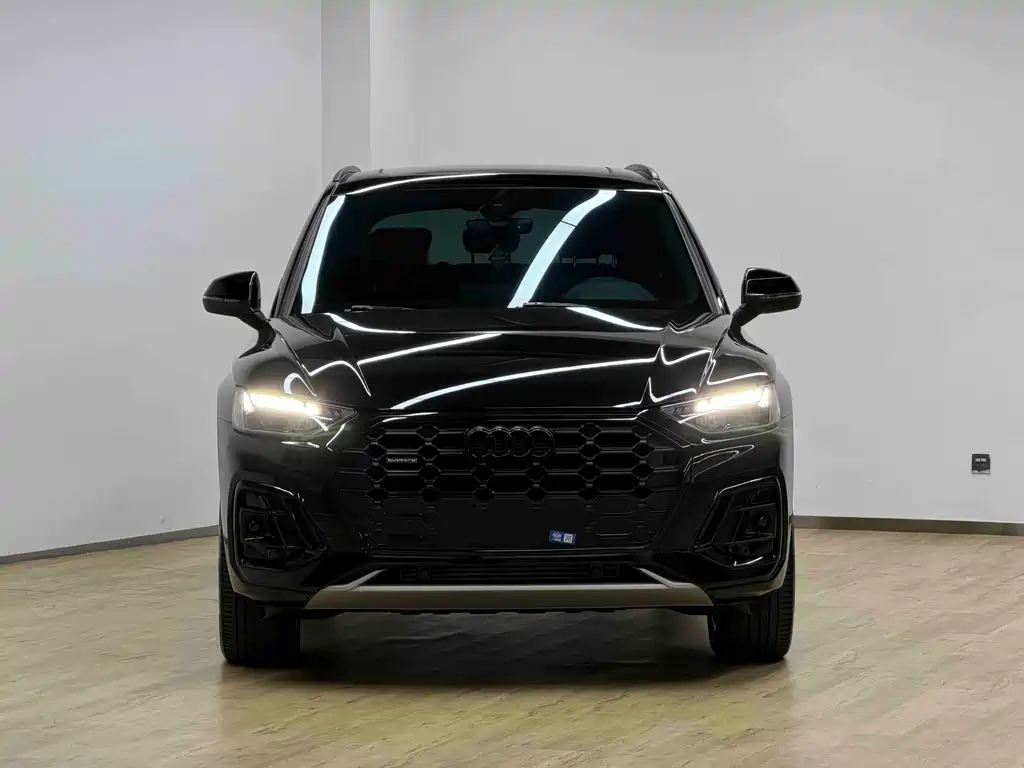 Audi Q5L — миниатюра 2