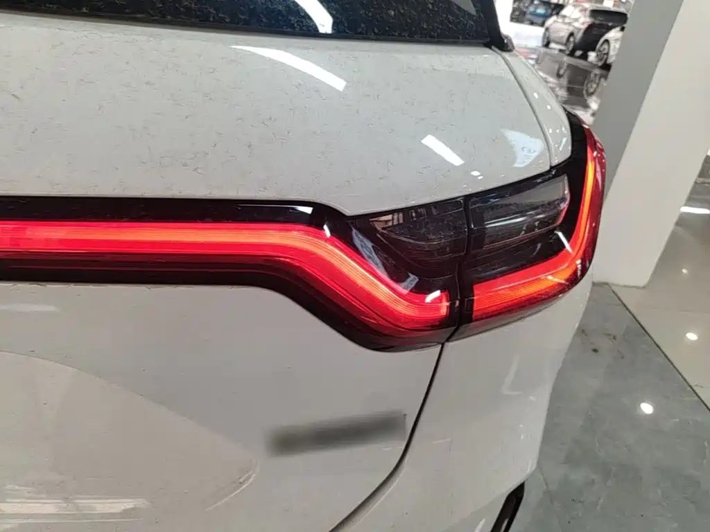 NIO ES6 — миниатюра 8