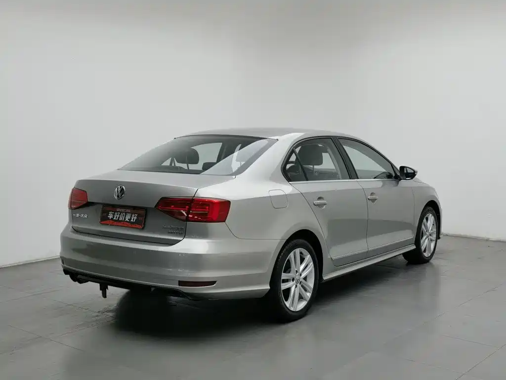 Volkswagen Sagitar — миниатюра 2