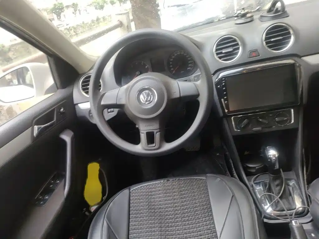 Volkswagen Jetta — миниатюра 3