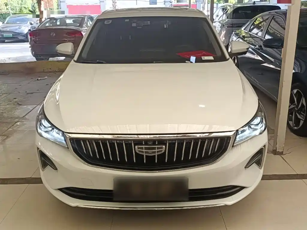 Geely Emgrand — миниатюра 3