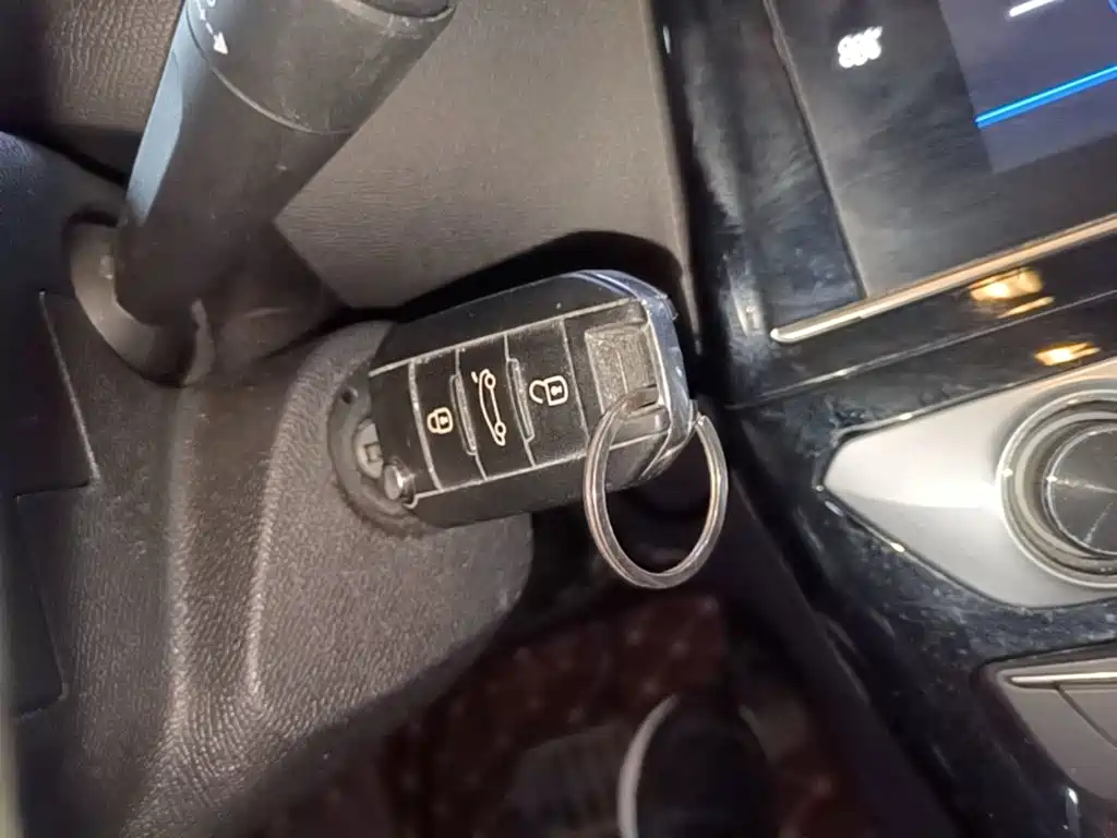 Peugeot 308 — миниатюра 9