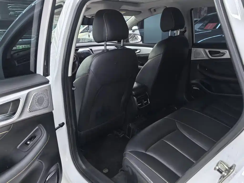 ROEWE I6 MAX NEW ENERGY