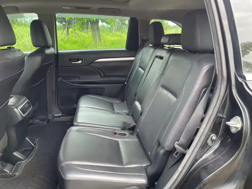 Toyota Highlander — миниатюра 23