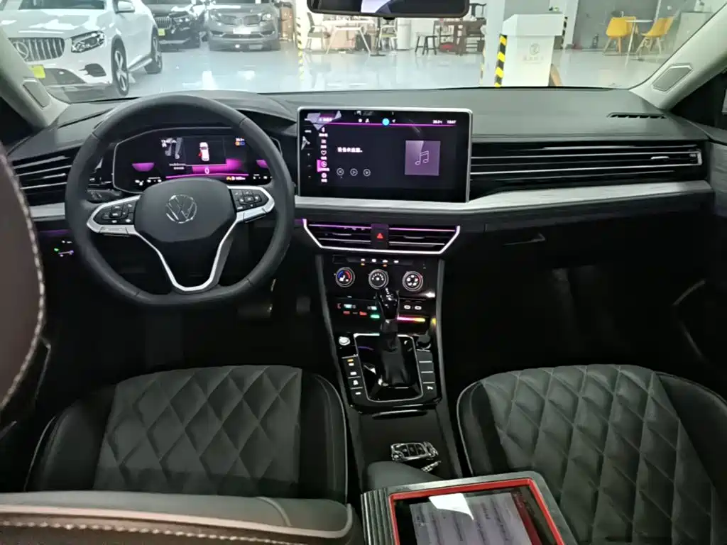 Volkswagen Sagitar — миниатюра 10