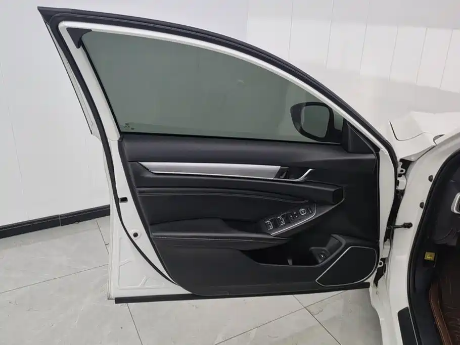 Honda Inspire — миниатюра 7