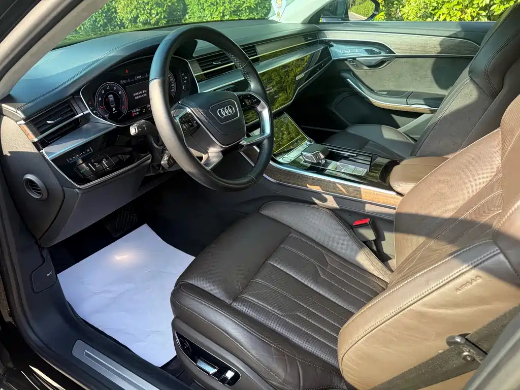 Audi A8 — миниатюра 16