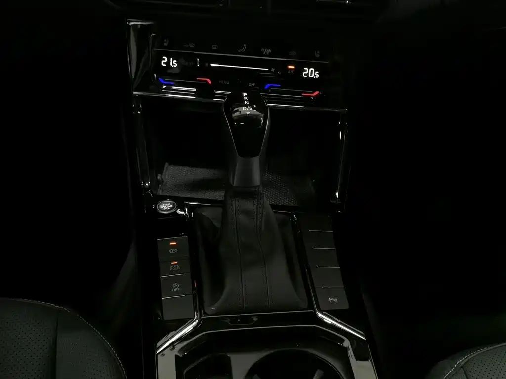 Volkswagen Passat — миниатюра 13