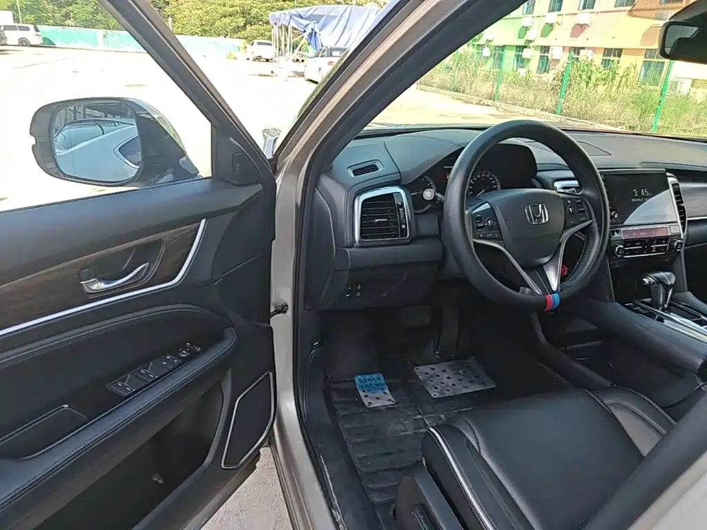 Honda UR-V — миниатюра 16