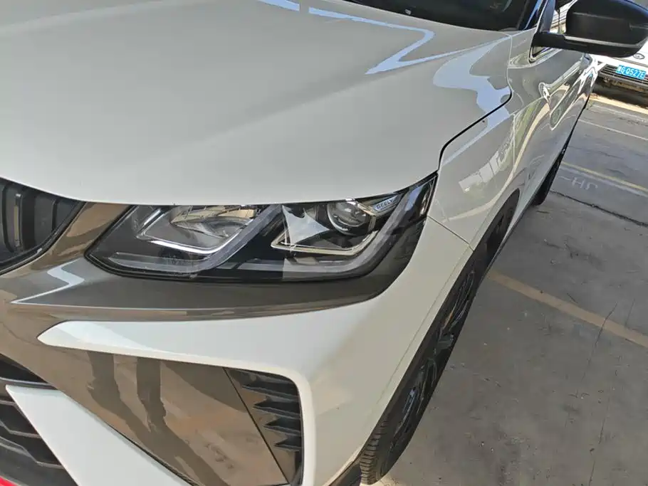 Geely Binyue — миниатюра 5
