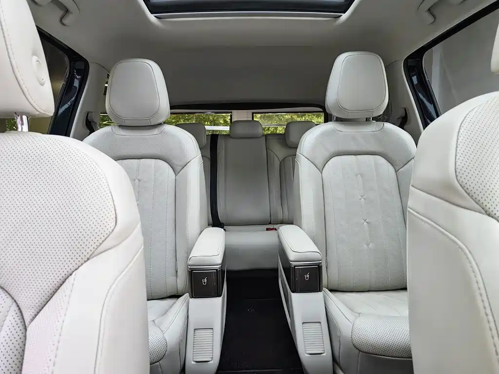 Volkswagen Viloran — миниатюра 9