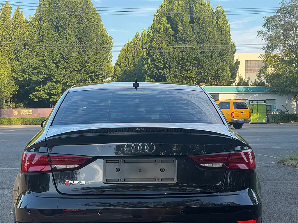 Audi RS 3 — миниатюра 4