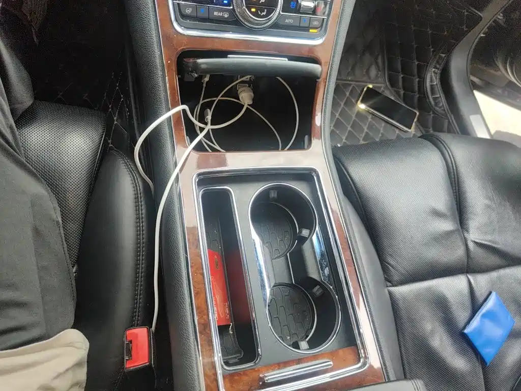 Lincoln Continental — миниатюра 10