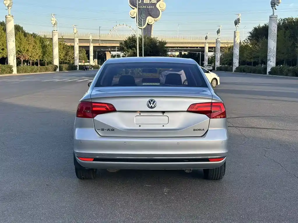 Volkswagen Bora — миниатюра 15