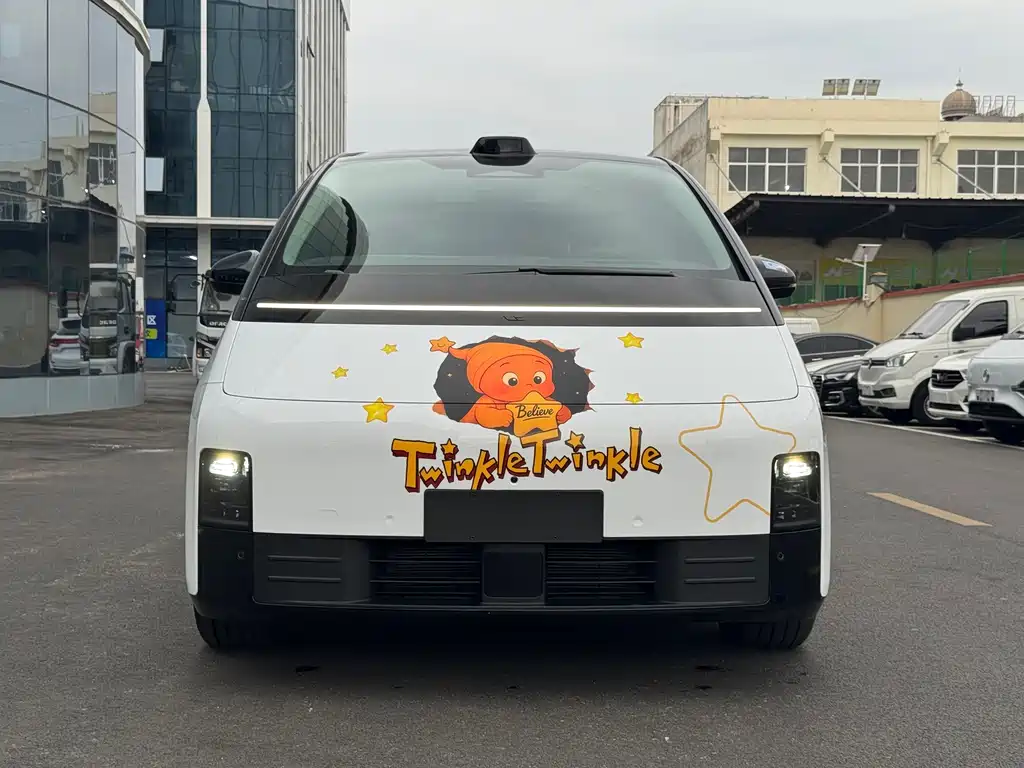 Li Auto Li MEGA — миниатюра 2
