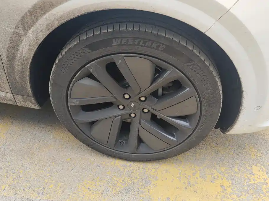 Li Auto Li L6 — миниатюра 6