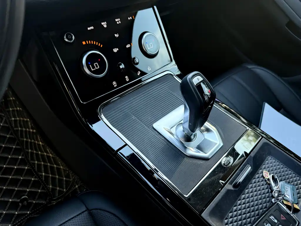 LAND ROVER RANGE ROVER AURORA