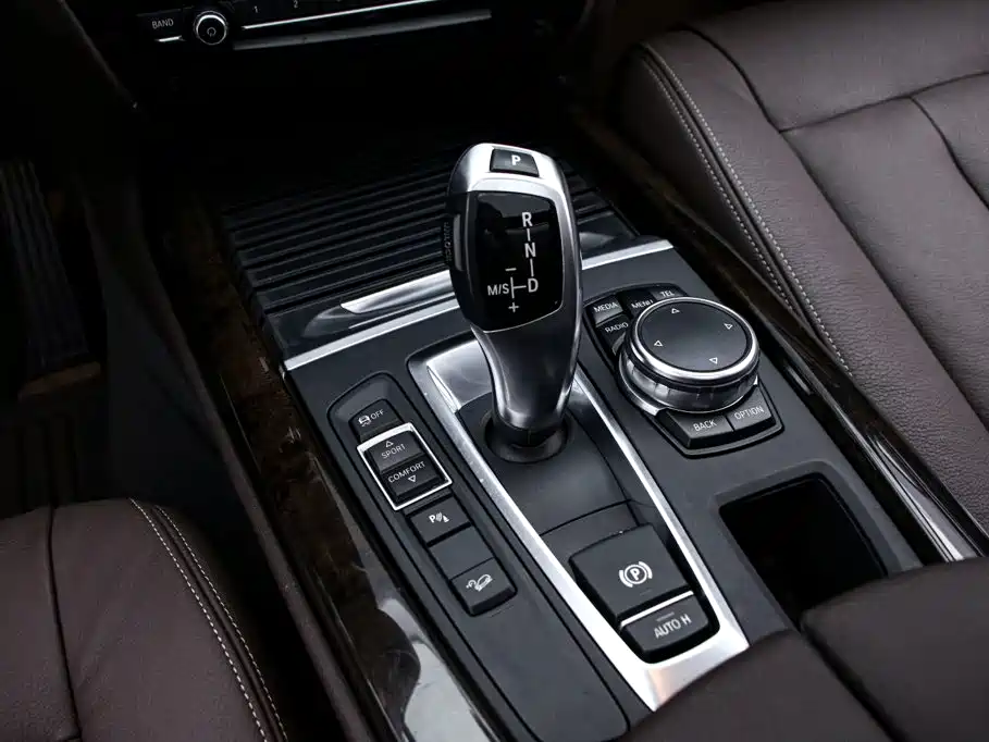 BMW X5 (Import) — миниатюра 10