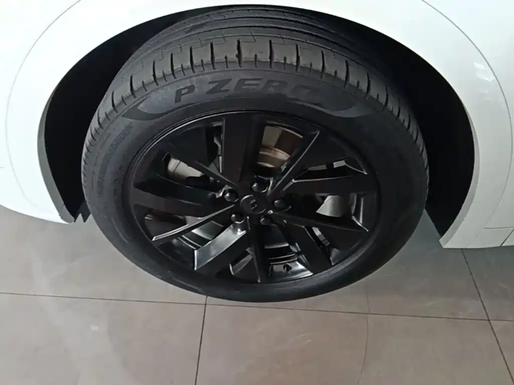 Li Auto Li L7 — миниатюра 23