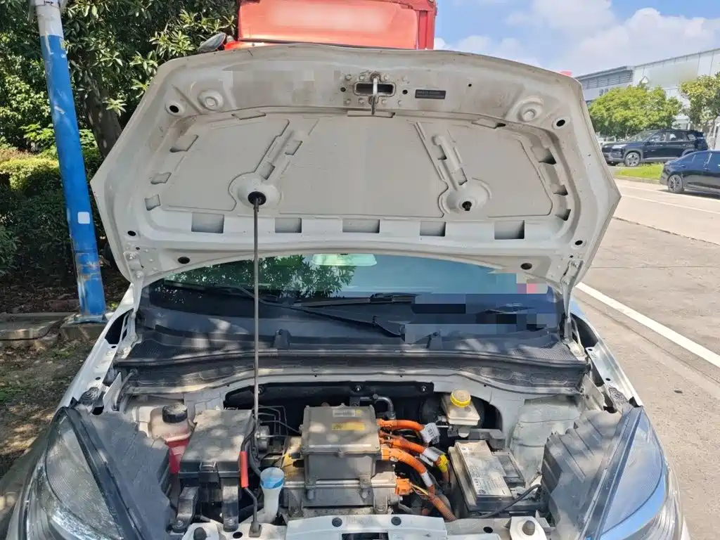 Roewe Clever — миниатюра 21