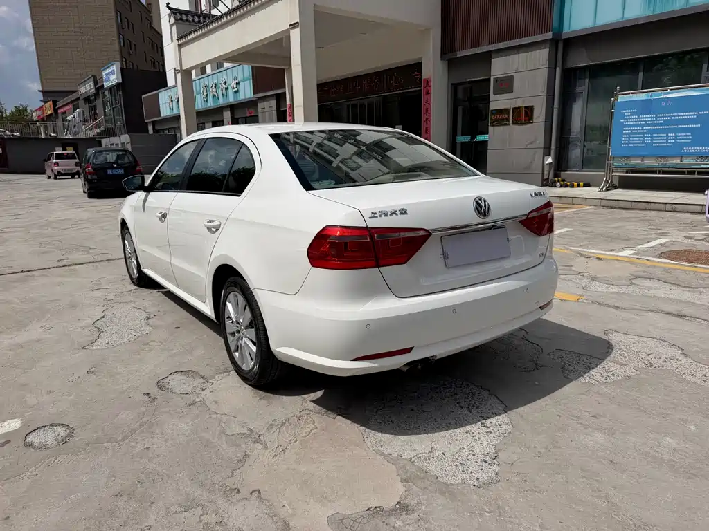 Volkswagen Lavida — миниатюра 7