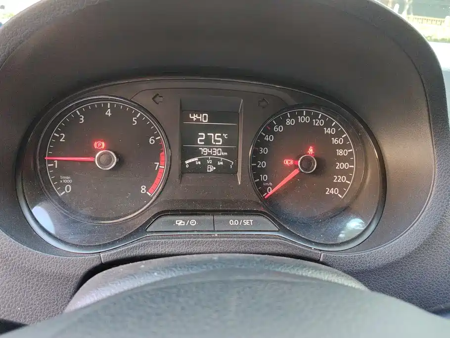 Volkswagen Polo — миниатюра 14