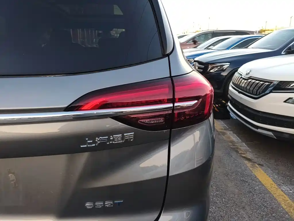 Buick Envision Plus — миниатюра 8