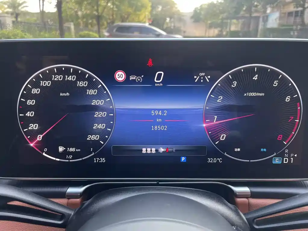 Mercedes-Benz S-Class — миниатюра 16