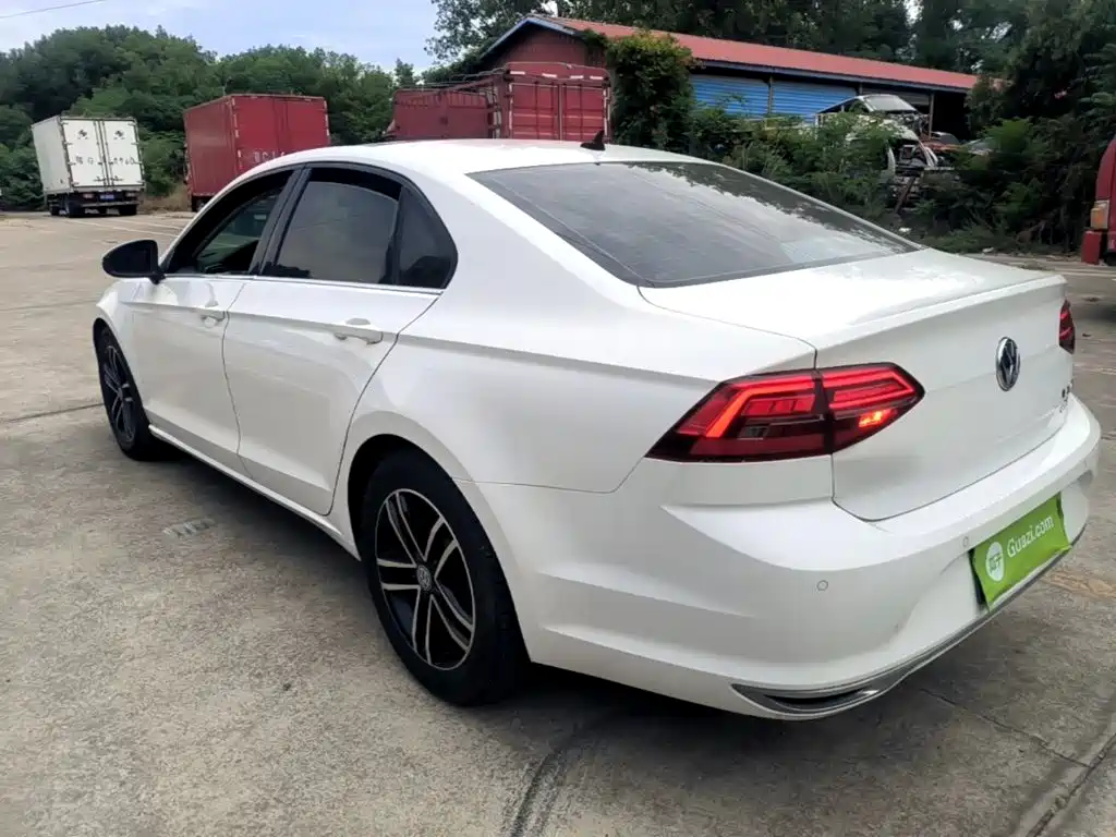 Volkswagen Lamando — миниатюра 5
