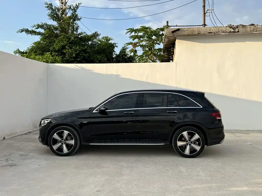 Mercedes-Benz GLC — миниатюра 5