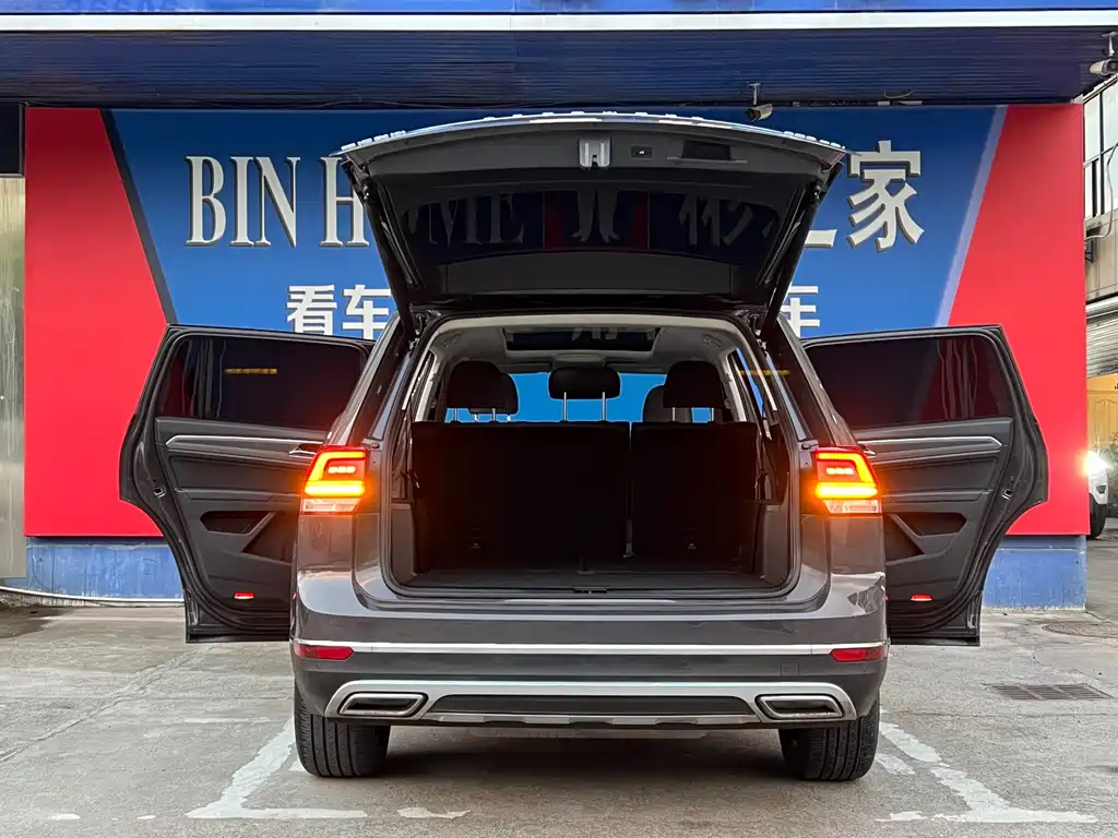 Volkswagen Teramont — миниатюра 26