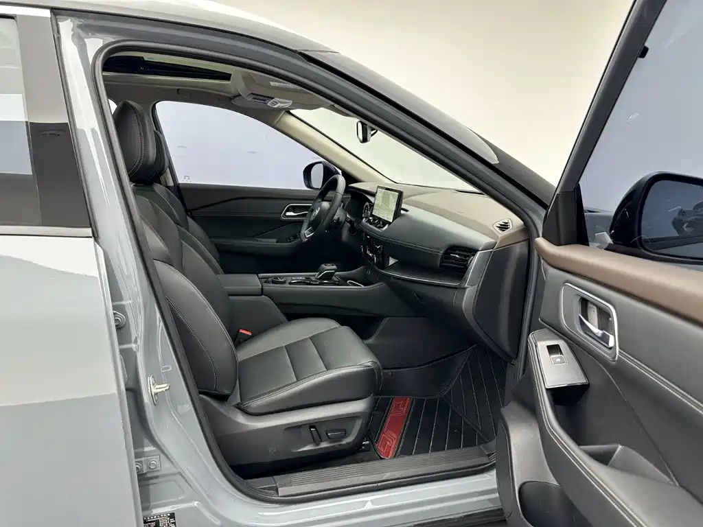 Nissan X-Trail — миниатюра 16