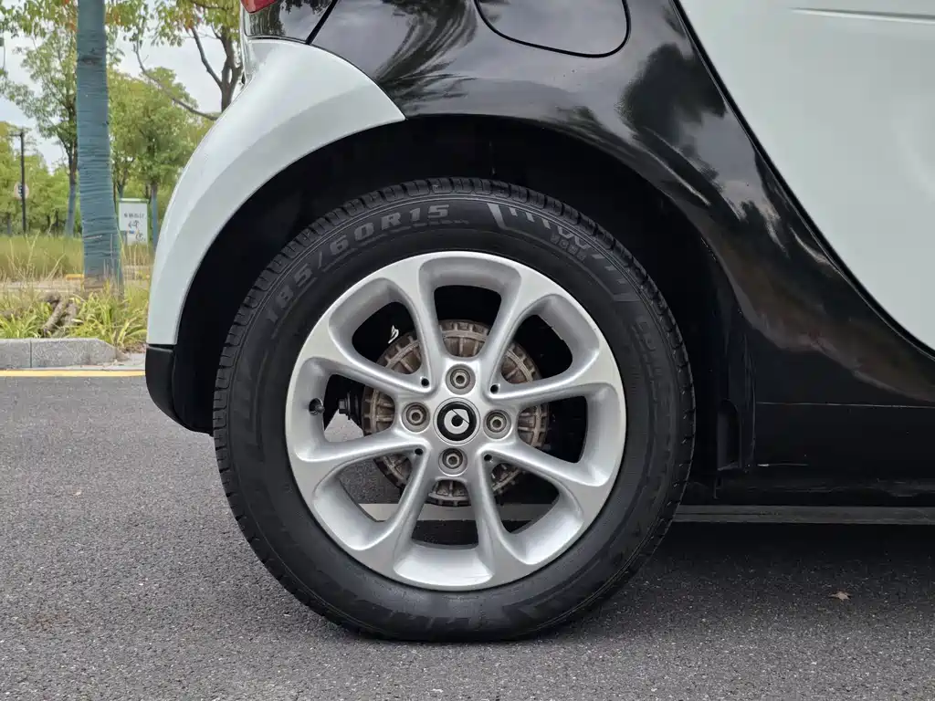 smart Smart Fortwo — миниатюра 27