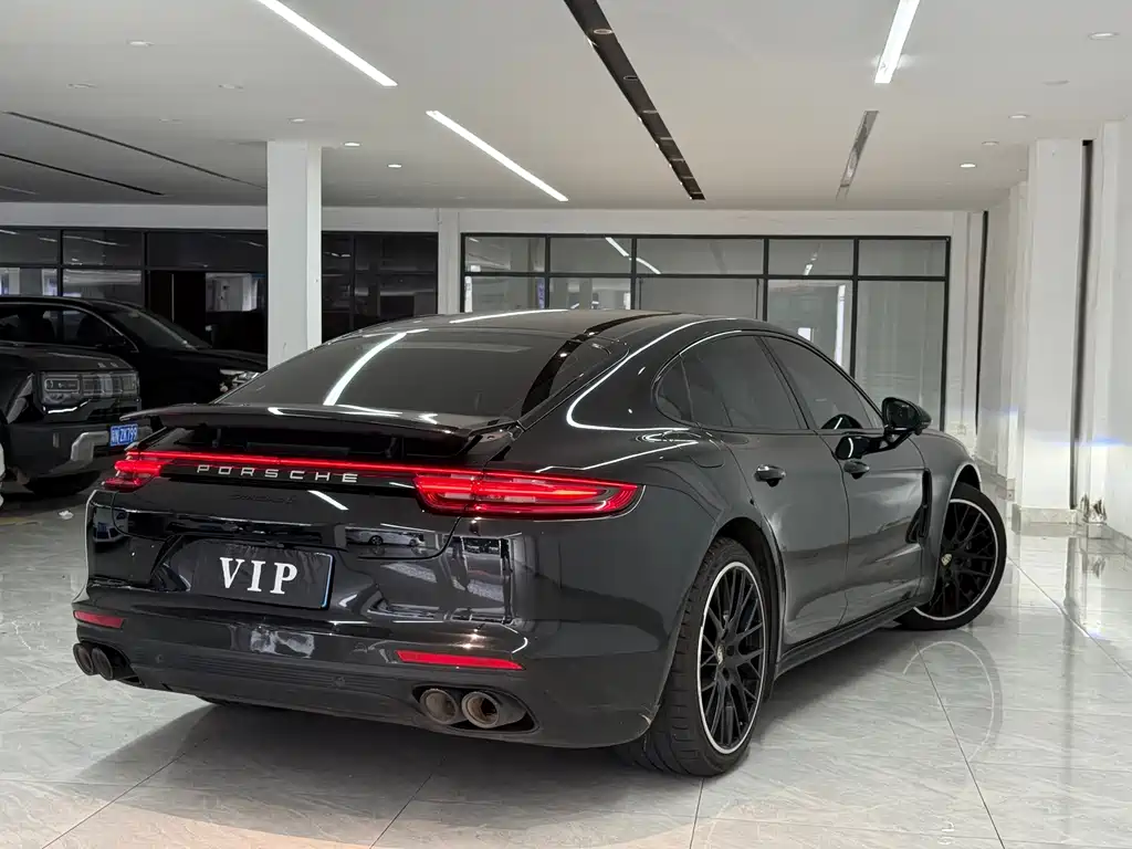 Porsche Panamera — миниатюра 9