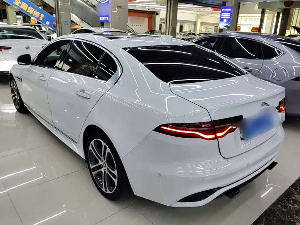 Jaguar XEL — миниатюра 5
