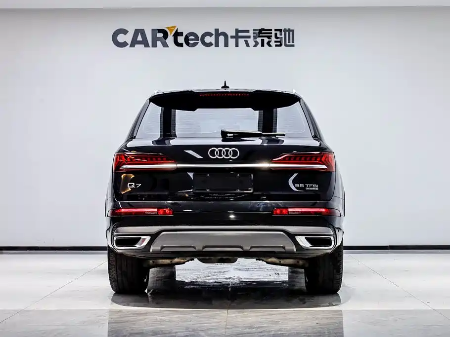 Audi Q7 — миниатюра 5