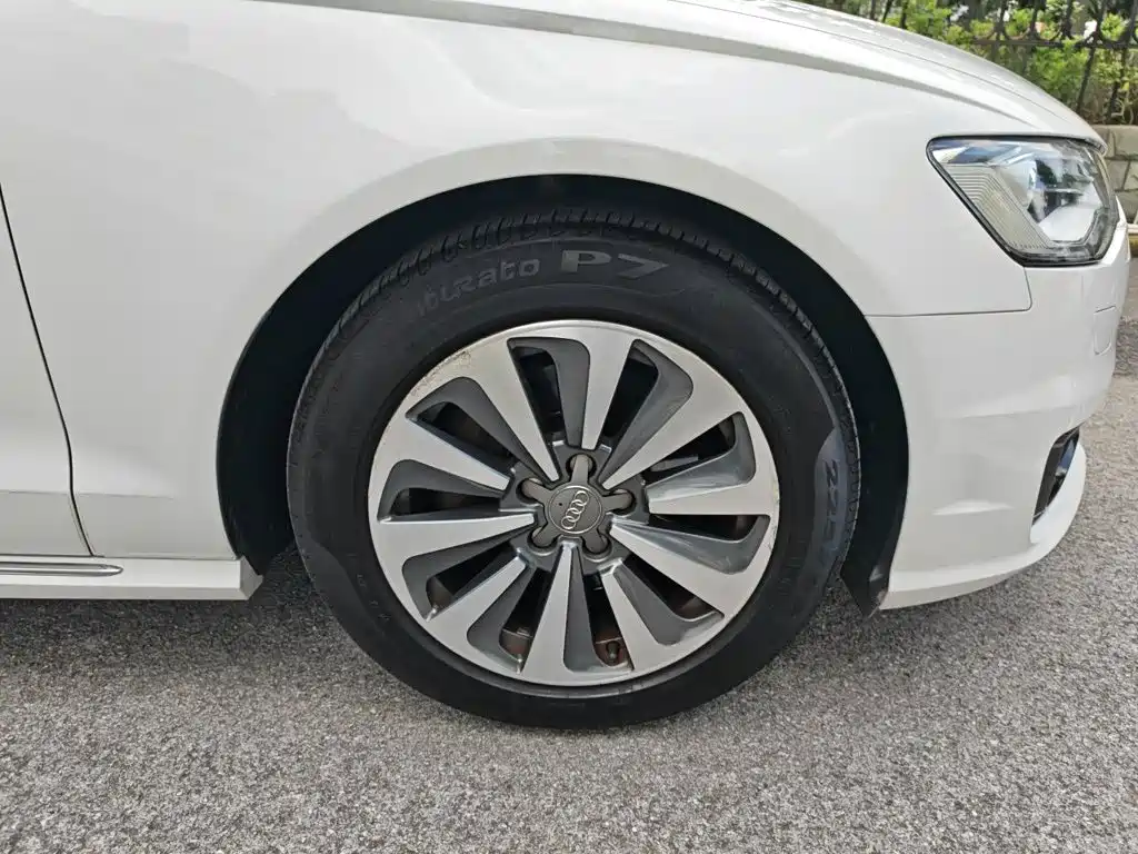 Audi A6L — миниатюра 25