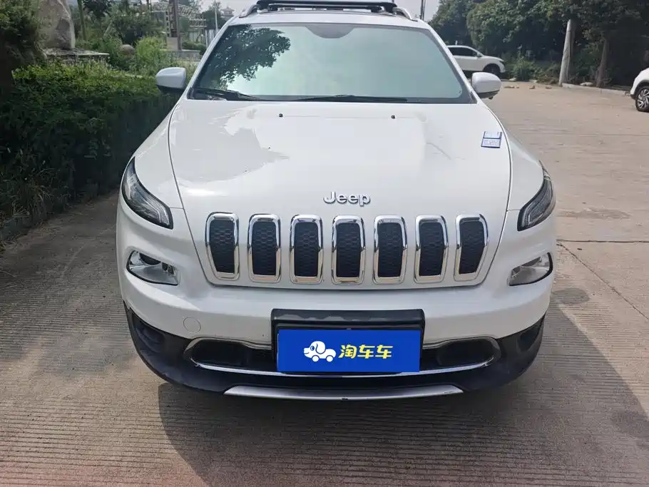Jeep Cherokee — миниатюра 2
