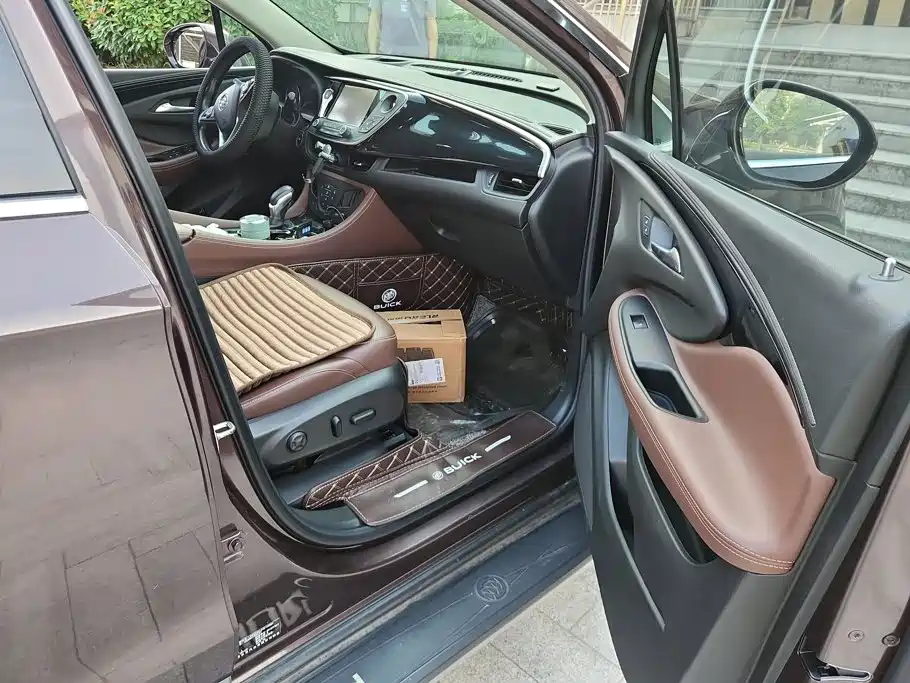Buick Envision Plus — миниатюра 8
