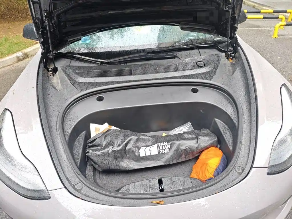 Tesla Model 3 — миниатюра 11