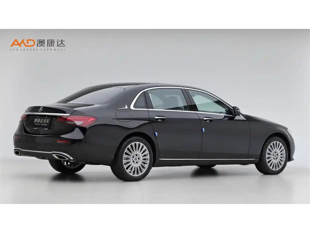 Mercedes-Benz E-Class — миниатюра 3