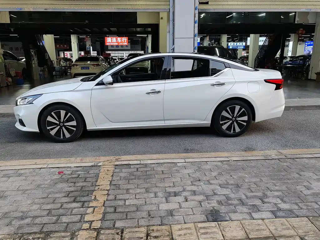 Nissan Teana — миниатюра 4