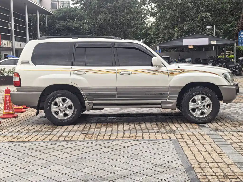 Toyota Land Cruiser — миниатюра 24