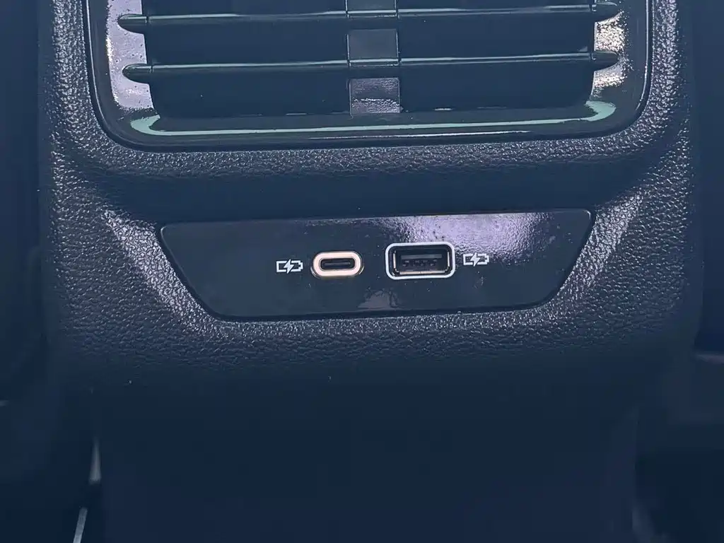 Volkswagen Lamando — миниатюра 14